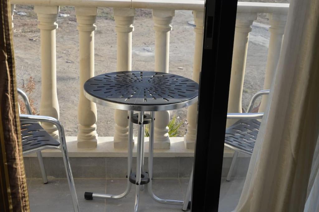 Isabella Court Townhouse Near Venus Beach And Lidl Pafos Zewnętrze zdjęcie